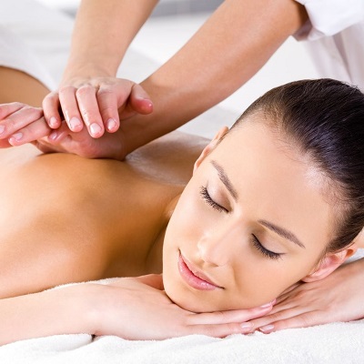 EVE TAYLOR MASSAGES AT DUDLEY'S BEAUTY SALON IN BULWELL NOTTINGHAM