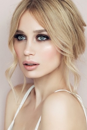 Special occasion hairstyles at Dudley's Hairdressers in Bulwell, Nottingham Special occasion hairstyles at Dudley's Hairdressers in Bulwell, Nottingham